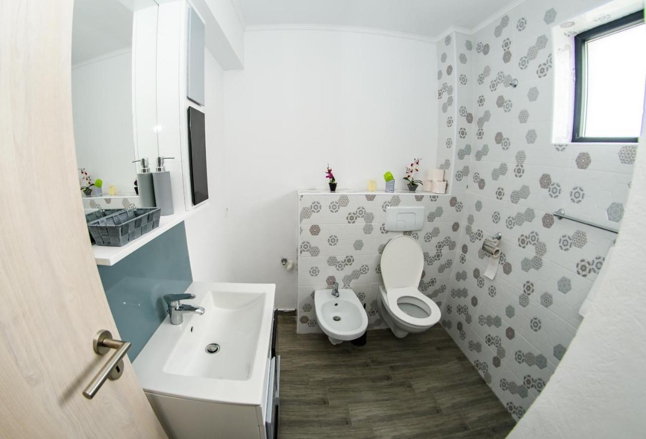Apart Bun Oradea Εξωτερικό φωτογραφία