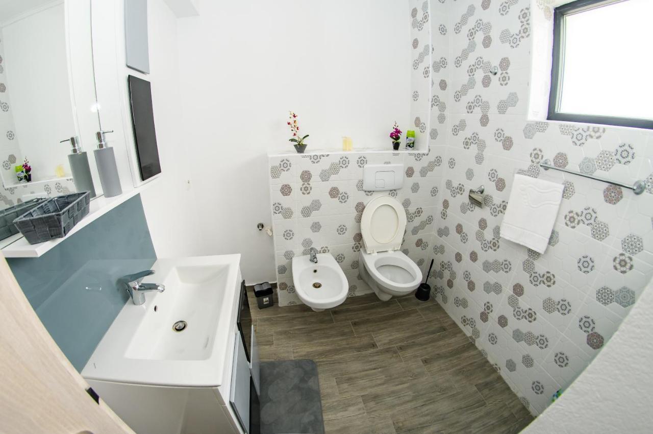 Apart Bun Oradea Εξωτερικό φωτογραφία