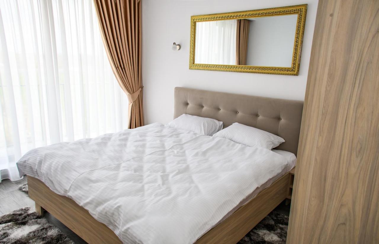 Apart Bun Oradea Εξωτερικό φωτογραφία